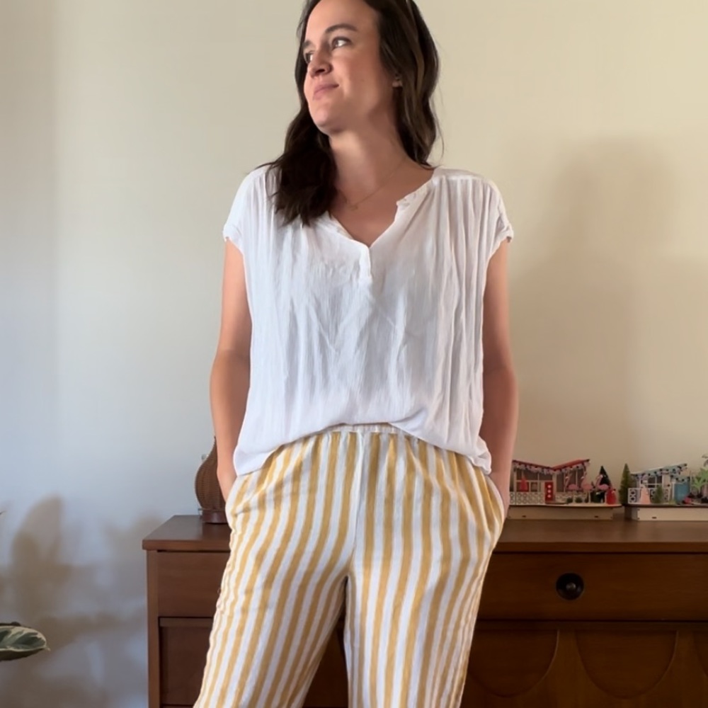 White LOFT flowy short-sleeved blouse